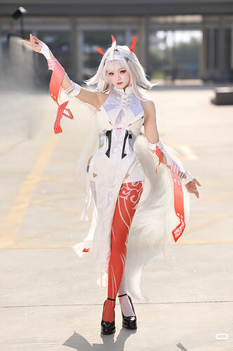 Camera_1040g3k031sot9f2t5m605q3otatmr3slvq8ams0